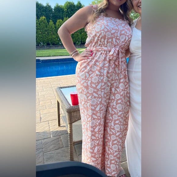 Loft Floral Peach Jumpsuit. Size Large - Picture 4 of 4